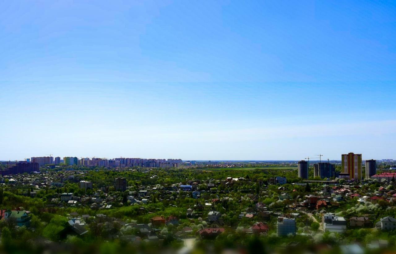 ApartHotel on Klinichna st.  Kiev Esterno foto